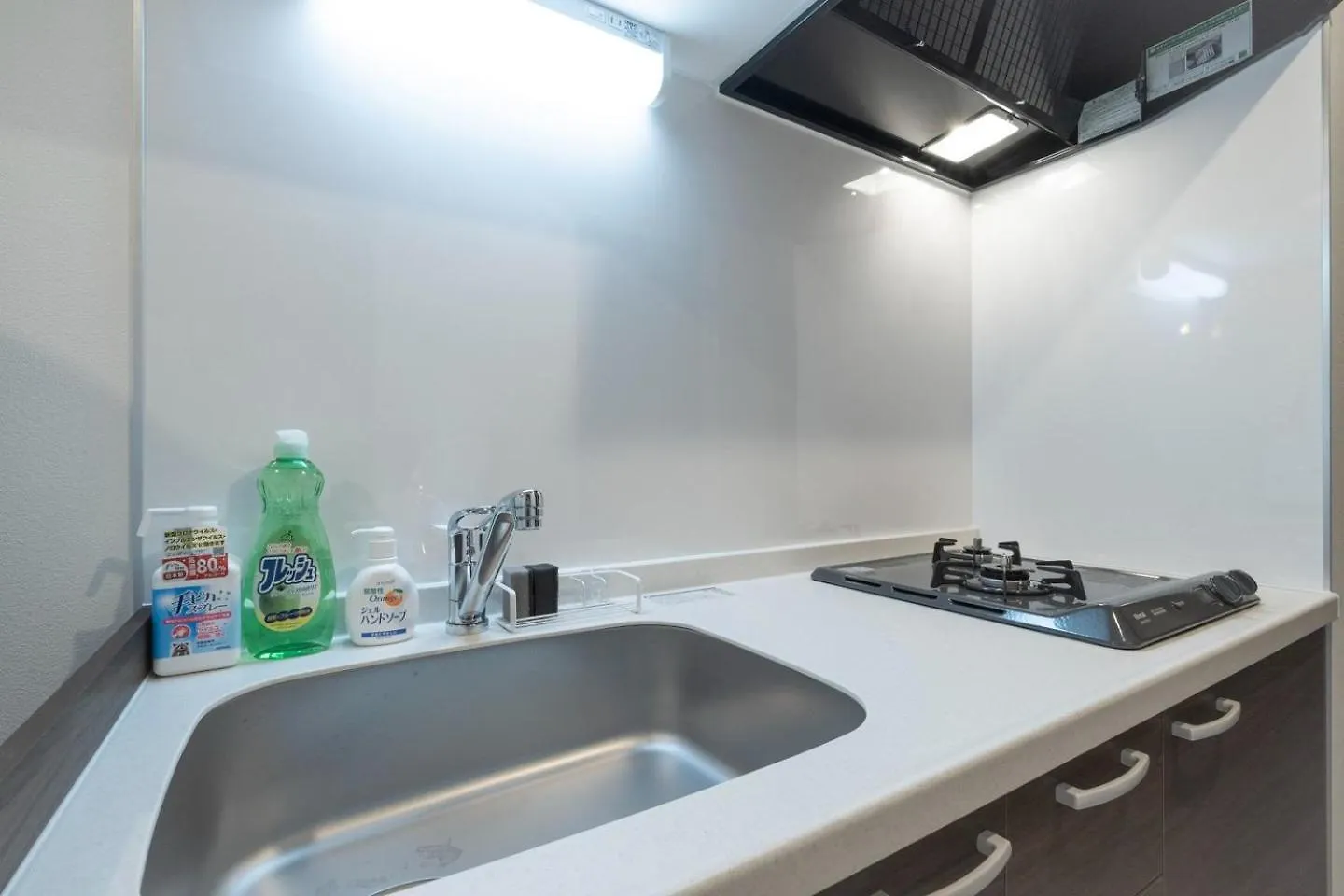 Curasion Oyodonaka削除要依頼 Apartment Osaka 0*,  Japan